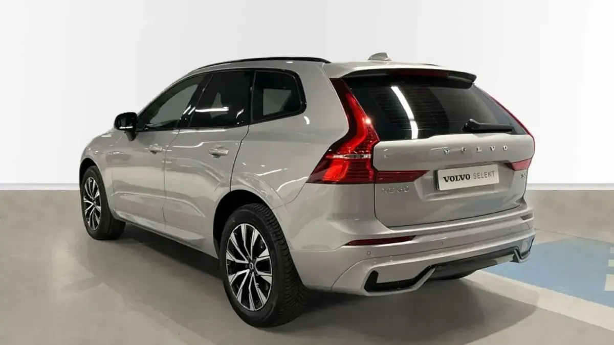Usado Volvo XC60 Plus 197 CV (144 kW) 2024 SUV