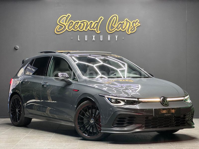 Gris / plata Usado 2022 VW Golf VIII GTI Clubsport Berlina | 36.700 € (Buen precio) - Imagen 1/4