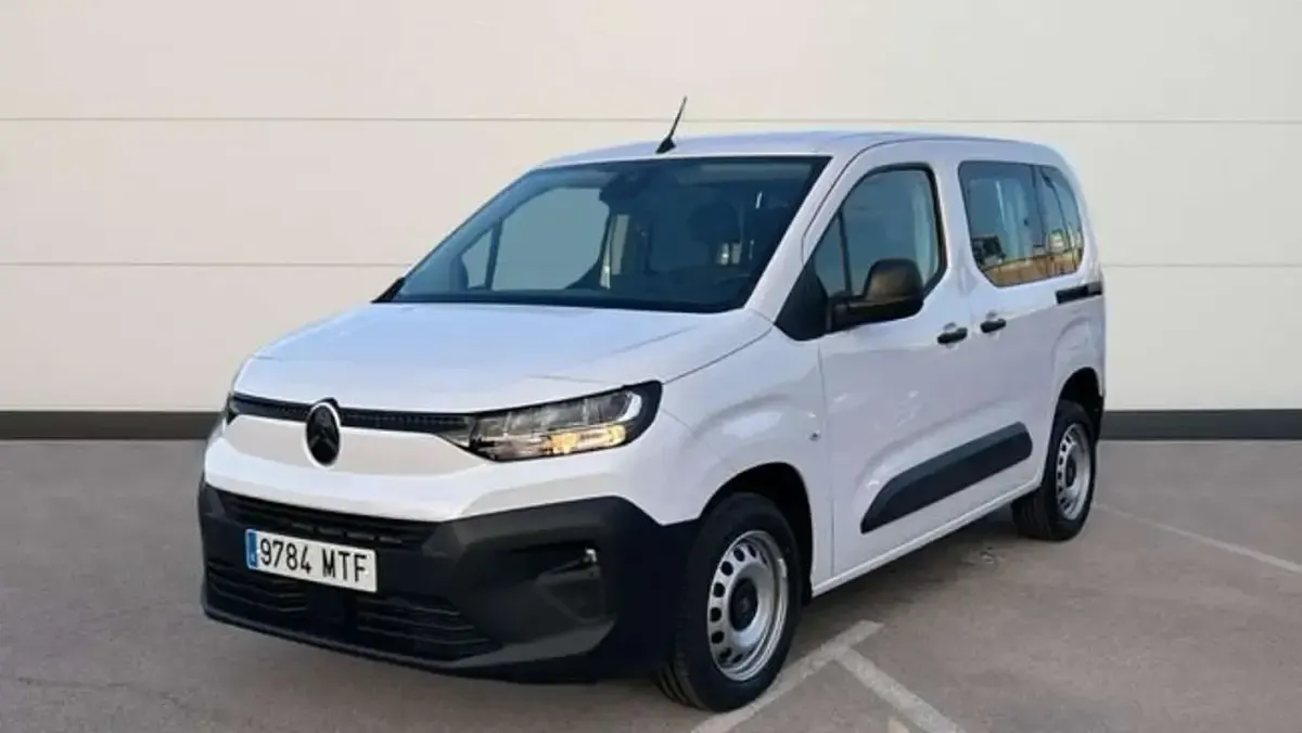Usado Citroën Berlingo 102 CV (75 kW) 2024 Blanco Monovolumen