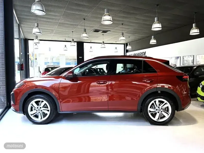 Nuevo VW T-Roc 150 CV (110 kW) 2026 Rojo SUV