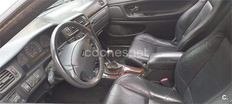 Usado Volvo C70 193 CV (141 kW) 2002 Gris / plata Coupe