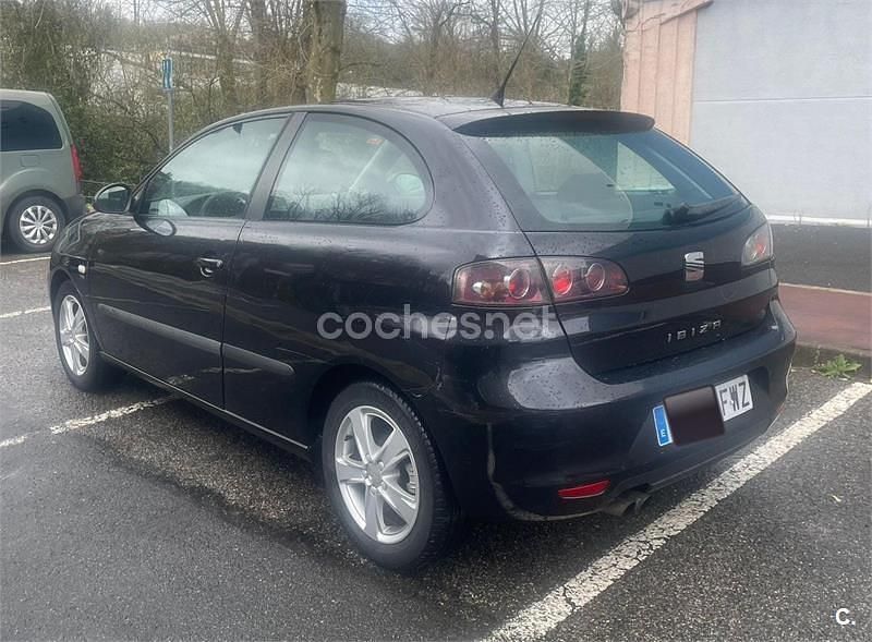 Usado Seat Ibiza Sport 100 CV (73 kW) 2007 Negro Utilitario