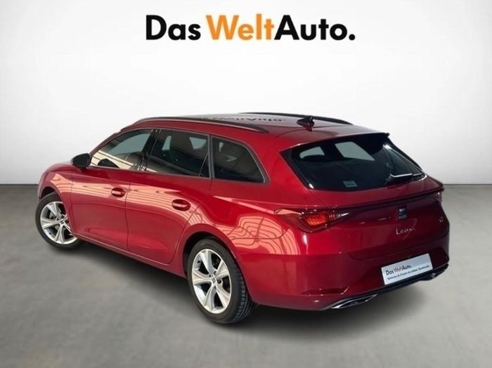 Rojo Usado 2024 Seat Leon ST FR Familiar | 30.200 € (Caro) - Imagen 1/4