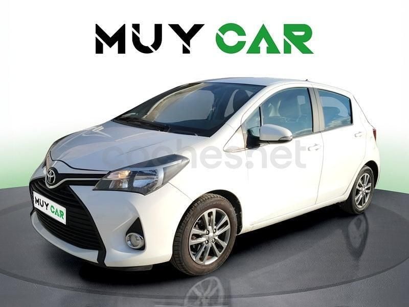 Usado Toyota Yaris City 69 CV (50 kW) 2017 Blanco Berlina