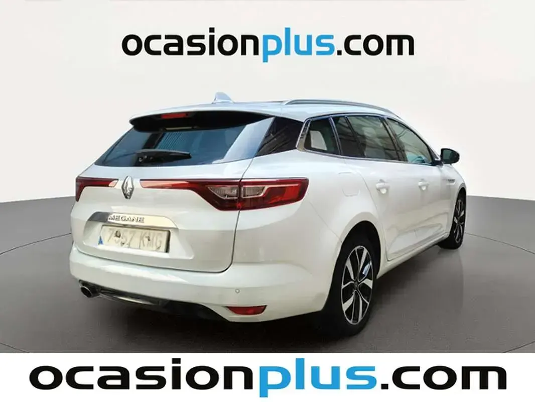 Usado Renault Mégane GrandTour Bose Edition 132 CV (97 kW) 2018 Blanco Familiar