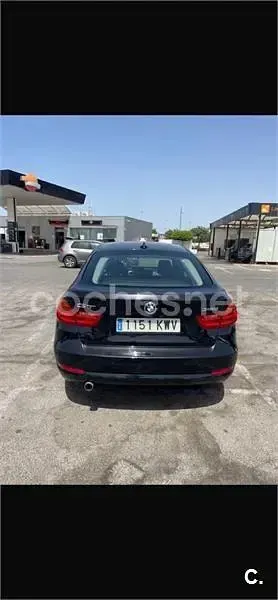 Usado BMW 318 Gran Turismo 143 CV (105 kW) 2014 Negro Berlina