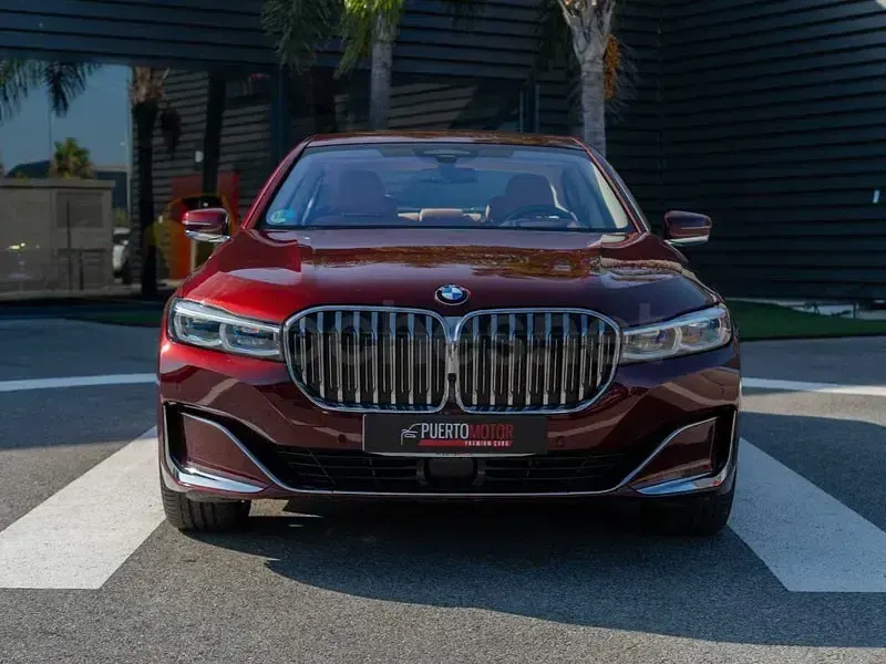 Usado BMW 740 Comfort Edition 340 CV (250 kW) 2021 Granate Berlina
