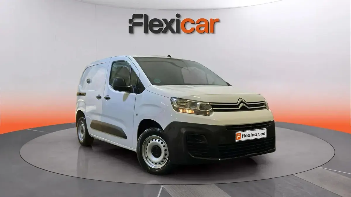Usado Citroën Berlingo 76 CV (55 kW) 2019 Blanco Monovolumen