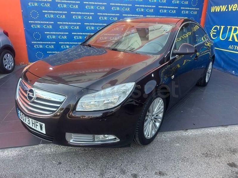 Usado Opel Insignia Essentia 110 CV (80 kW) 2011 Burdeos Berlina