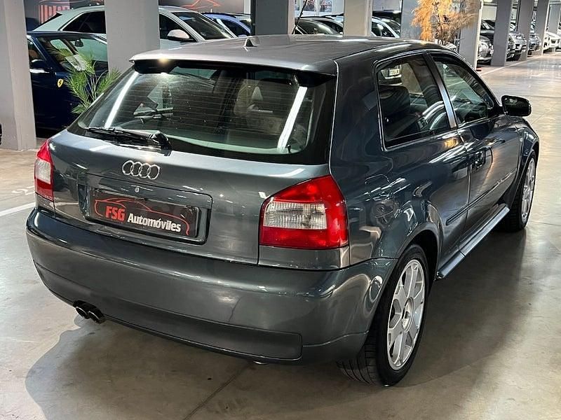 Usado Audi S3 225 CV (165 kW) 2002 Azul Utilitario