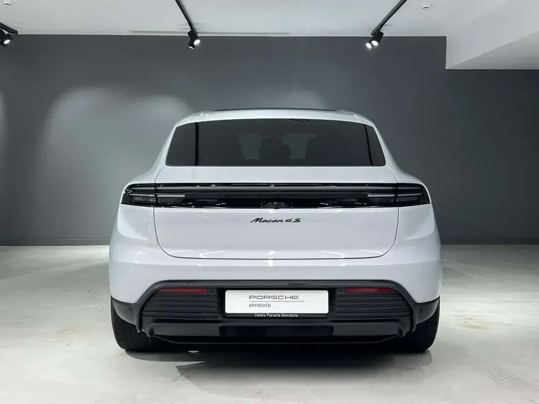 Usado Porsche Macan 380 kW (517 CV) 2025 Gris SUV