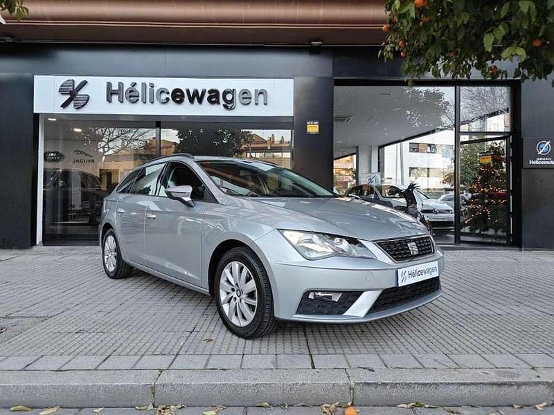 Gris Usado 2019 Seat Leon ST Reference Familiar | 10.990 € (Buen precio) - Imagen 1/4