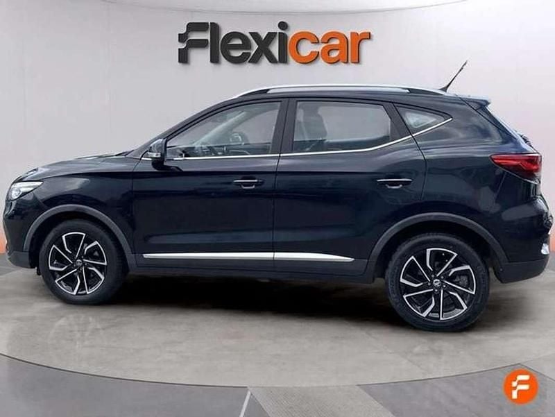 Usado MG ZS Luxury 111 CV (81 kW) 2022 Negro SUV