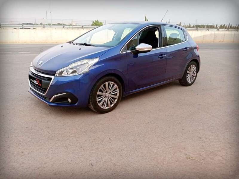 Azul Usado 2016 Peugeot 208 Active Utilitario | 10.300 € (Un poco caro) - Imagen 1/4