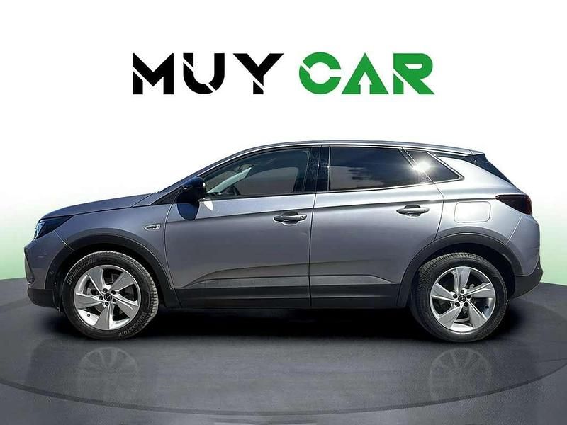Usado Opel Grandland X Edition 224 CV (164 kW) 2022 Gris / plata SUV