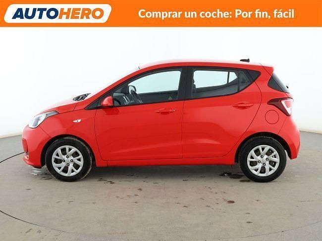 Usado Hyundai i10 67 CV (49 kW) 2019 Rojo Utilitario