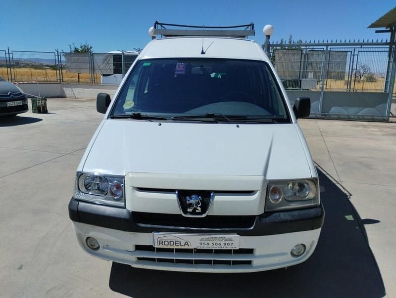 Usado Peugeot Expert Premium 109 CV (80 kW) 2006 Blanca Van