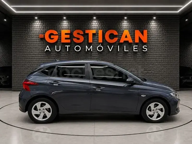 Usado Hyundai i20 84 CV (61 kW) 2023 Azul Utilitario