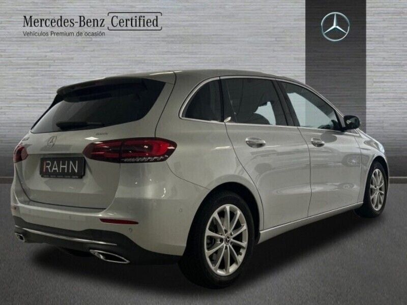 Plata Usado 2021 Mercedes B200 Sport Monovolumen | 32.100 € (Caro) - Imagen 1/4