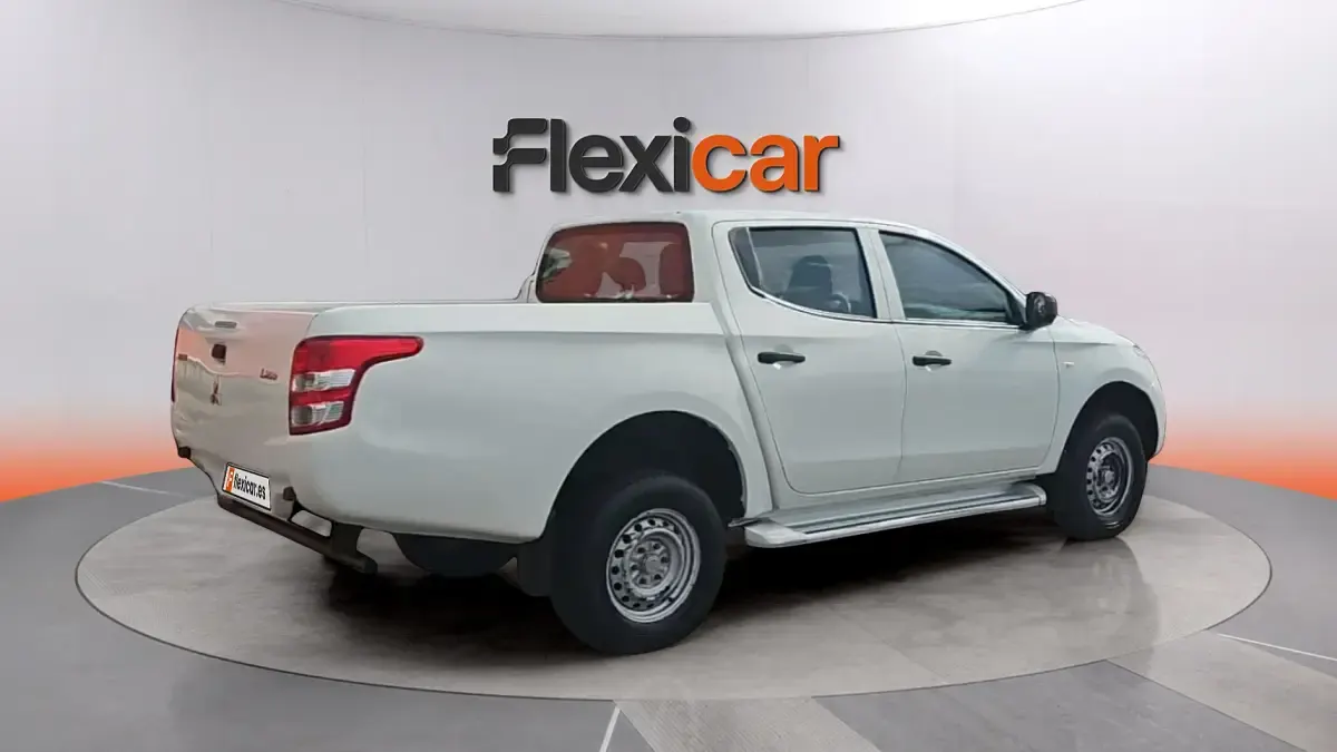 Usado Mitsubishi L200 154 CV (113 kW) 2019 Blanco Pickup/Camioneta