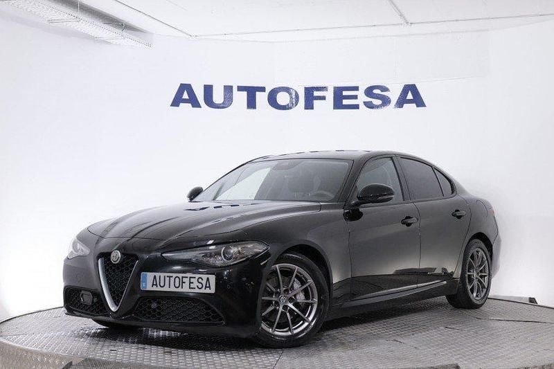 Negro Usado 2019 Alfa Romeo Giulia Executive Berlina | 18.300 € (Super precio) - Imagen 1/4