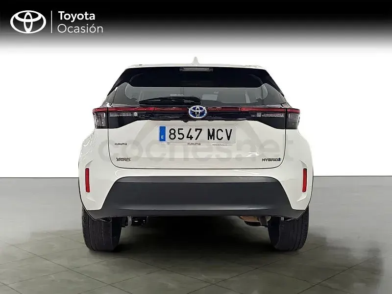 Usado Toyota Yaris Cross Active 116 CV (85 kW) 2022 Blanco SUV