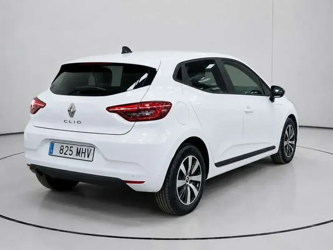 Usado Renault Clio Equilibre 101 CV (74 kW) 2023 Blanco Utilitario