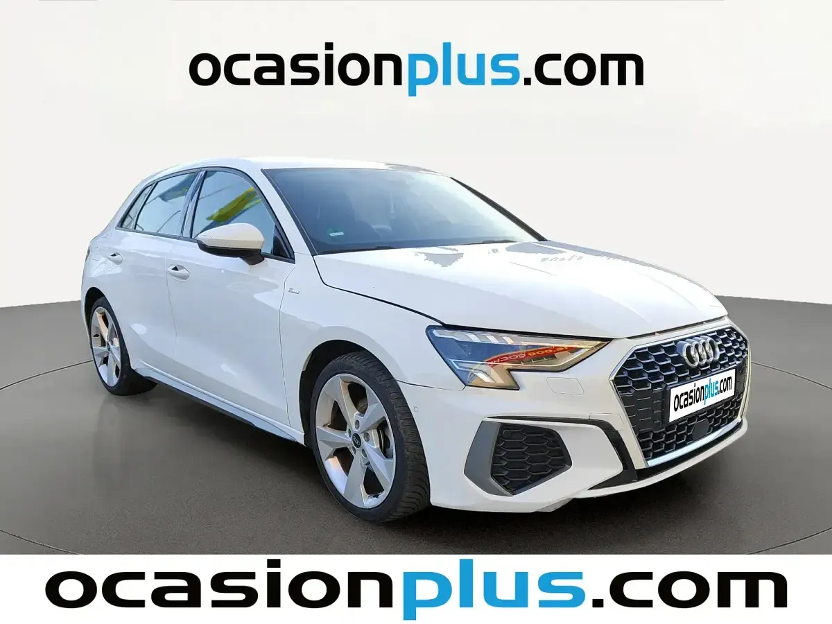 Usado Audi A3 S-Line 150 CV (110 kW) 2023 Blanco Berlina