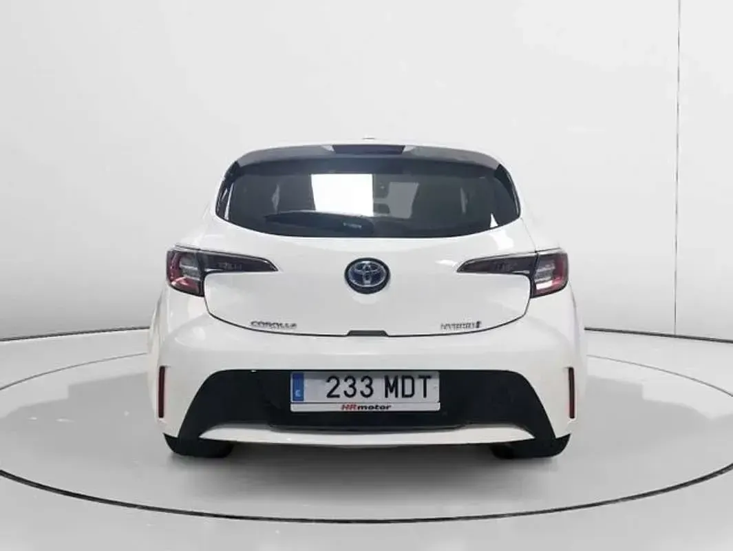 Usado Toyota Corolla Active 140 CV (102 kW) 2023 Blanco Utilitario
