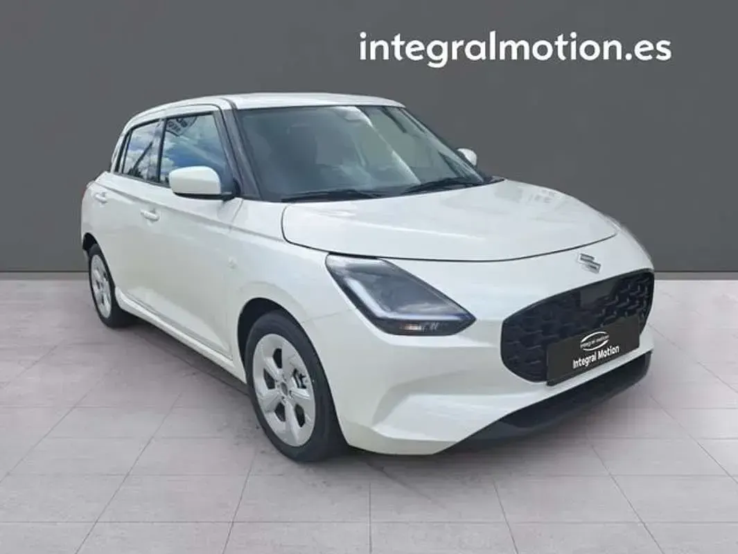 Usado Suzuki Swift 82 CV (60 kW) 2026 Blanco Utilitario