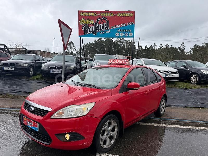 Rojo Usado 2009 Ford Focus Business Edition Berlina | 3600 € - Imagen 1/4