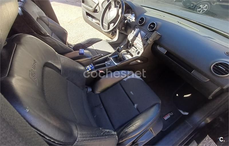 Usado Audi A3 Ambiente 140 CV (102 kW) 2006 Gris / plata Utilitario