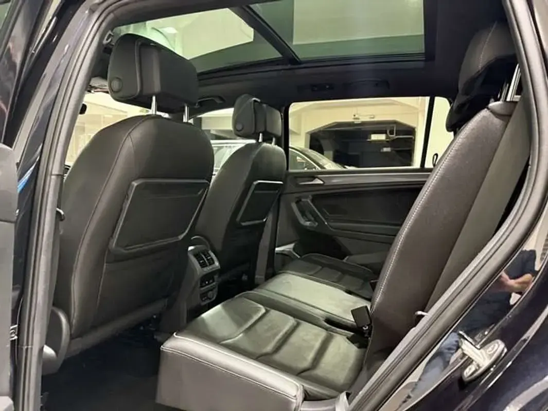 Usado VW Tiguan Allspace Sportline 190 CV (139 kW) 2020 Negro SUV
