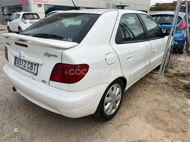 Brugt Citroën Xsara Exclusive 90 HK (66 kW) 2002 Hvid Sedan