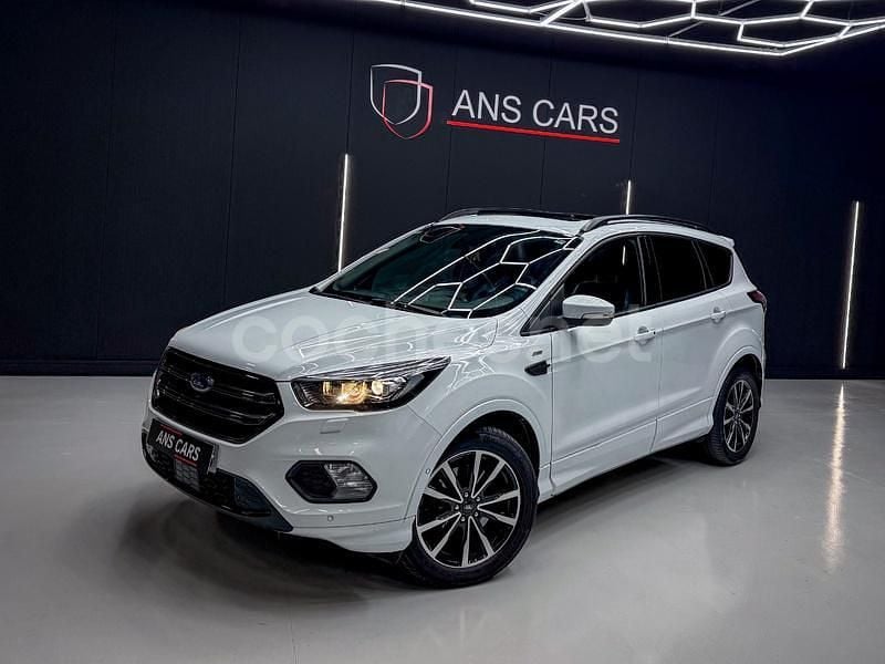 Blanco Usado 2017 Ford Kuga ST-Line SUV | 16.500 € (Precio justo) - Imagen 1/4