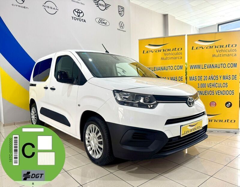 Blanco Usado 2021 Toyota Proace Verso Active Familiar | 20.900 € (Un poco caro) - Imagen 1/4