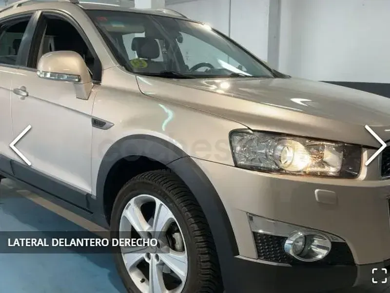 Usado Chevrolet Captiva LTZ 184 CV (135 kW) 2013 Beige SUV
