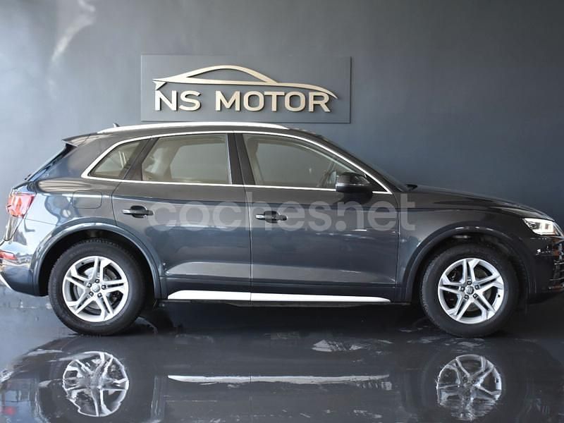 Usado Audi Q5 Design 163 CV (119 kW) 2021 Gris / plata SUV