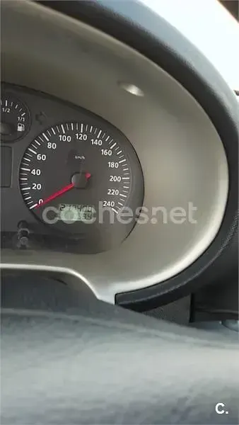 Usado Seat Leon 110 CV (80 kW) 2003 Rosa Utilitario