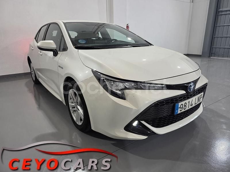 Blanco Usado 2021 Toyota Corolla Active Berlina | 18.000 € (Buen precio) - Imagen 1/4
