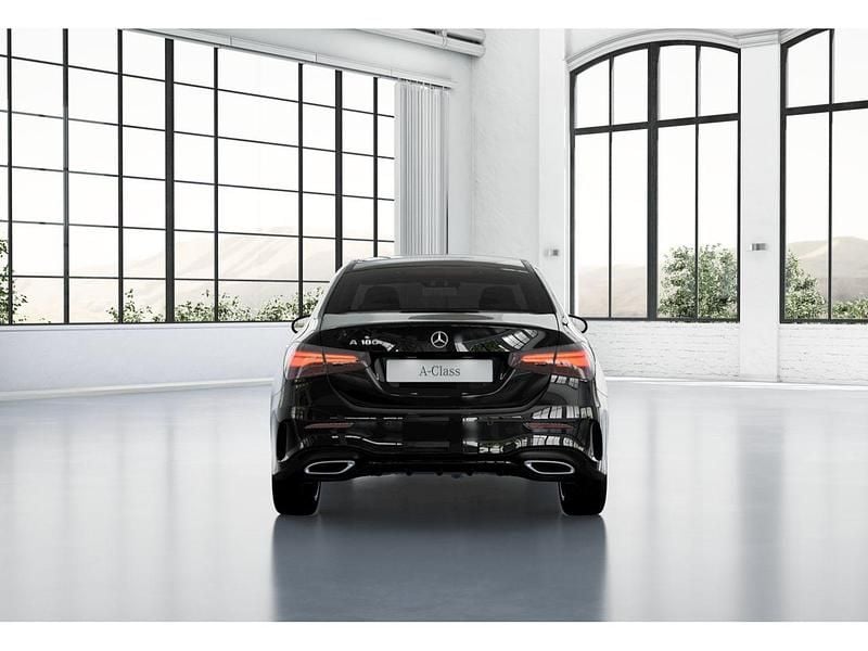 Nuevo Mercedes A180 136 CV (100 kW) 2025 Negro Berlina