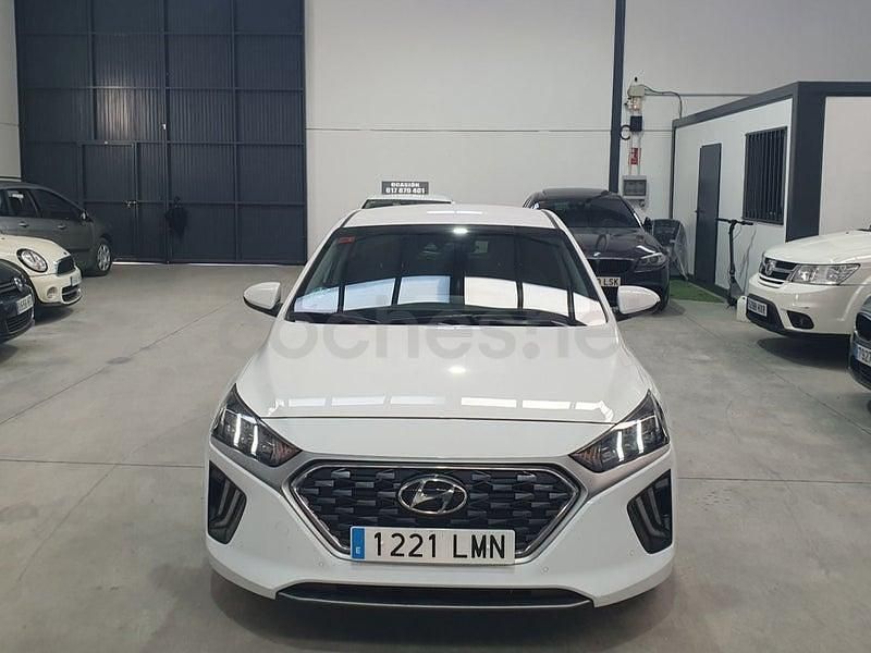 Usado Hyundai Ioniq 141 CV (103 kW) 2021 Blanco Utilitario