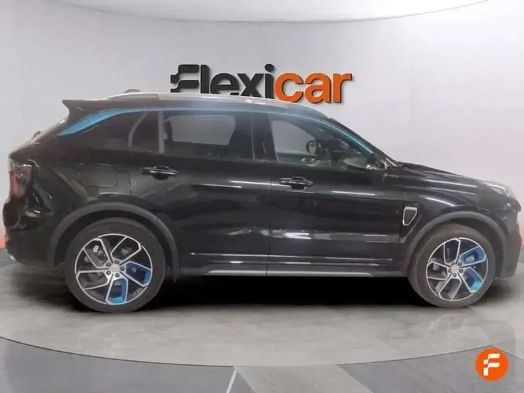 Usado Lynk & Co 01 261 CV (191 kW) 2023 Negro SUV