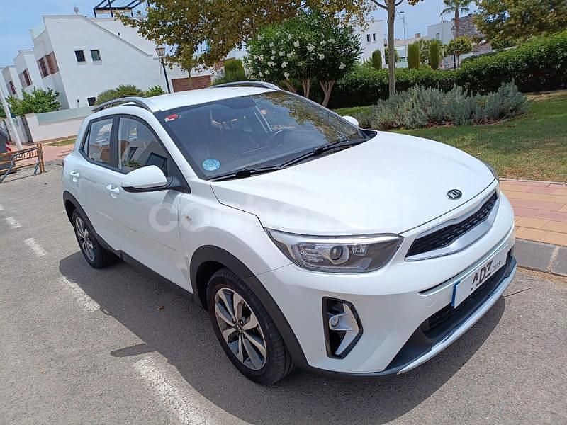 Blanco Usado 2021 Kia Stonic SUV | 14.899 € (Buen precio) - Imagen 1/4