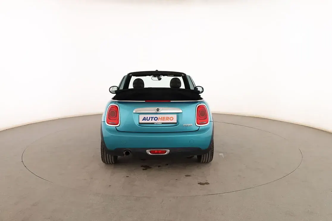 Usado Mini Cooper Cabriolet 135 CV (99 kW) 2018 Azul Descapotable