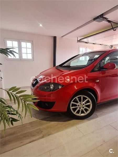 Rojo Usado 2011 Seat Altea Style Monovolumen | 5400 € (Super precio) - Imagen 1/4