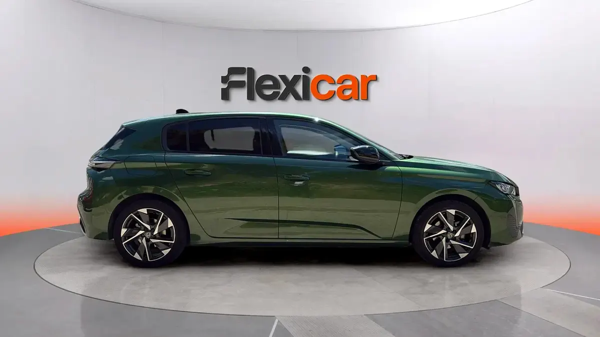 Occasion Peugeot 308 Allure 131 ch (96 kW) 2023 Vert Berline