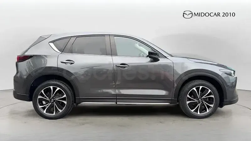 Usado Mazda CX-5 Newground 165 CV (121 kW) 2022 Gris / plata SUV