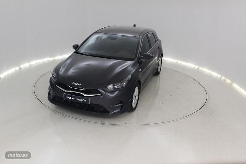 Usado 2021 Kia Ceed Berlina | 17.750 € (Un poco caro) - Imagen 1/4