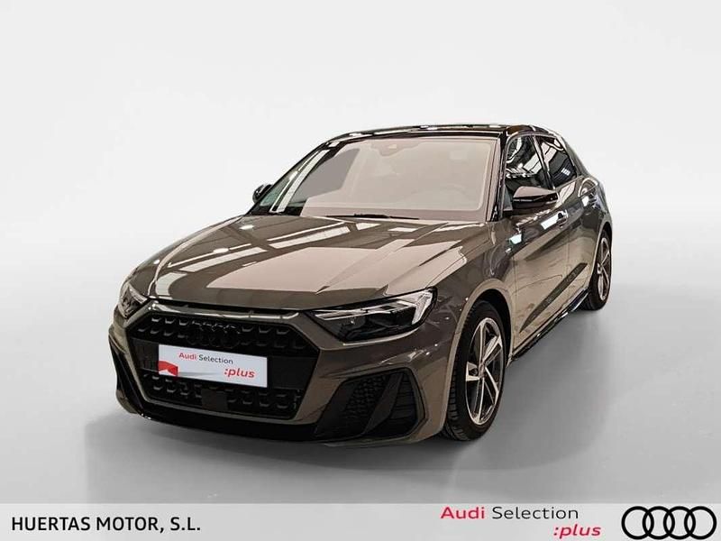 Usado Audi A1 116 CV (85 kW) 2025 Gris SUV